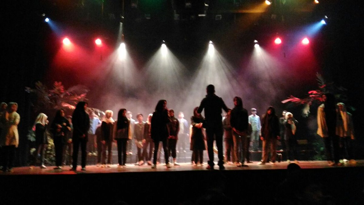 LazuardiGCS's tweet photo. Final rehearsal of "Lutung Kasarung", a theater production by @Lazuardi_GIS Junior High. 
Today at Taman Ismail Marzuki.
@Haidar_Bagir https://t.co/InebJvsDH9