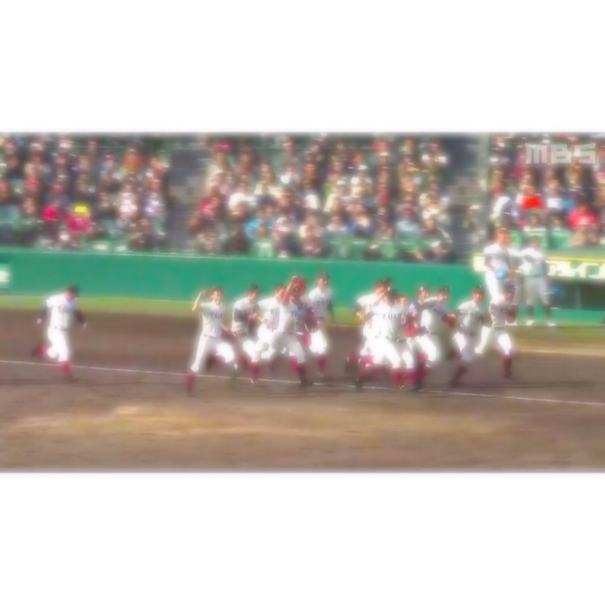hana_base89's tweet photo. 🌸センバツ優勝:大阪桐蔭🌸

大阪同士の対決凄かった😭❤️
レベル高すぎ✊🏻

ツーランホームラン・ソロホームラン2本、そして八回裏の履正社の攻撃にはヒヤヒヤしました😂😂💓

すごいカッコよかった😳🌷
お疲れ様でした😌💕

#センバツ #高校野球 #大阪桐蔭 #履正社 https://t.co/eFtWDSrN86