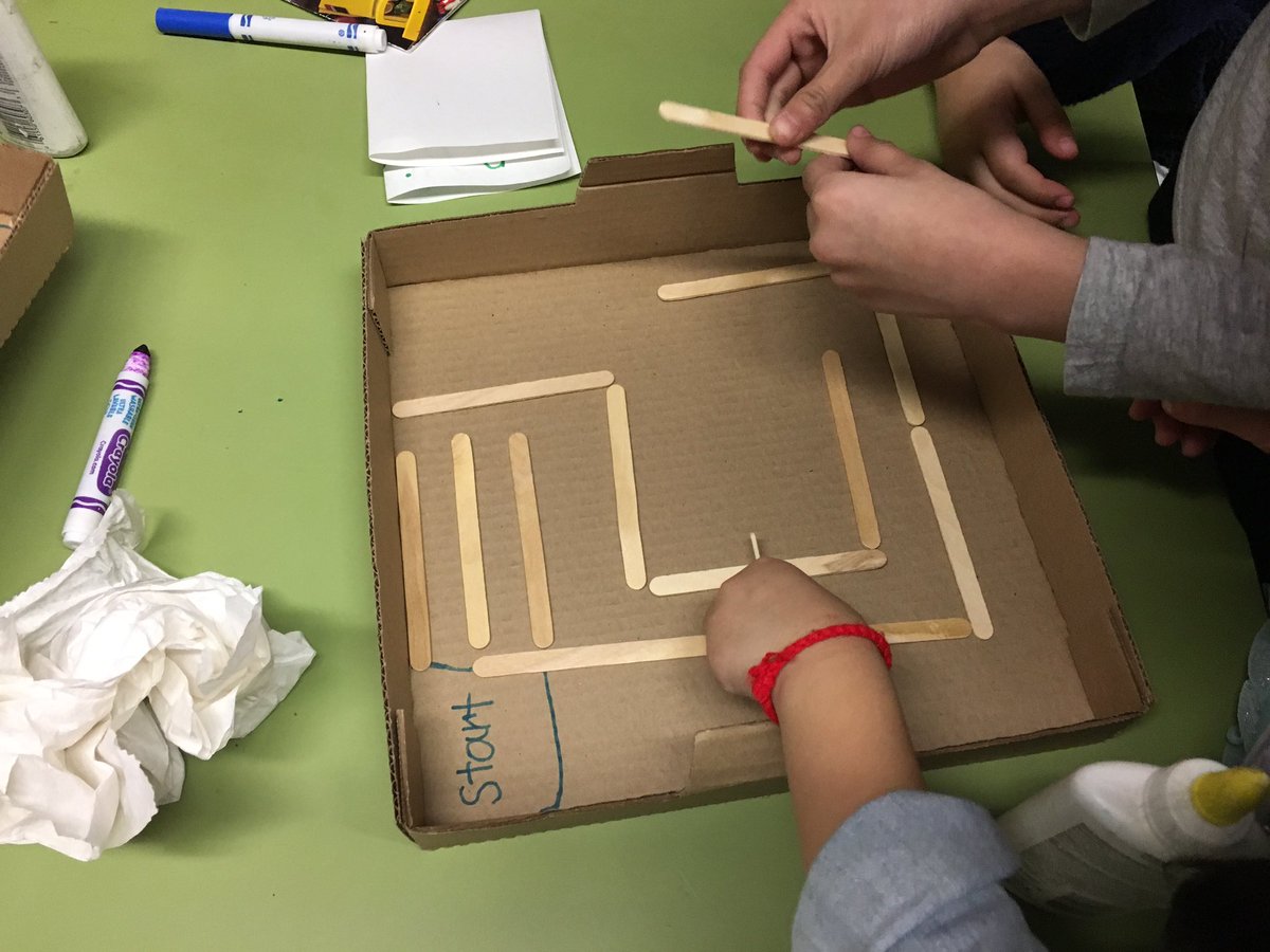 judith_hardman's tweet image. This week&apos;s Maker&apos;s Studio challenge was marble mazes!  #applieddesign #gluefun