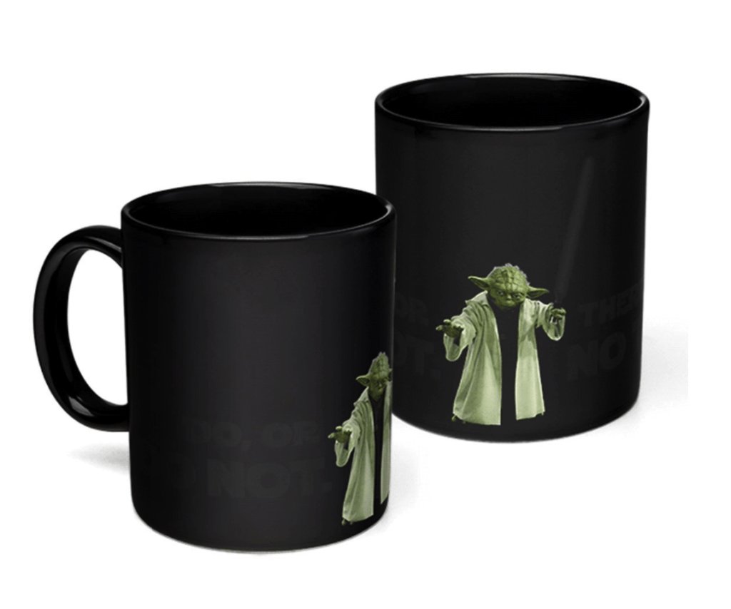 CoolShtufff's tweet photo. Star Wars Yoda Heat Change Mug https://t.co/u2inJPk1Ca https://t.co/U8jsf9if3n