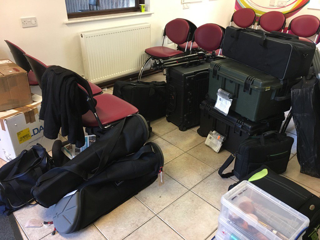 Looking forward to today's shoot, just not sure how I'm going to get it in the car? #arts #stagedoor