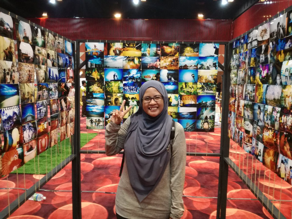 neyrashazeyra's tweet photo. Duh, cantik gambar ni. #SayIgnite2017 https://t.co/Vk3HHgnf9y