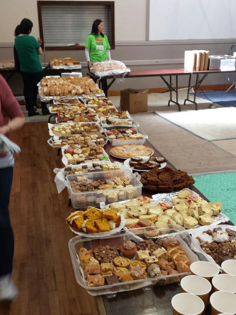 Look at all the lovely food for the runner when they get back. #mayomudrun