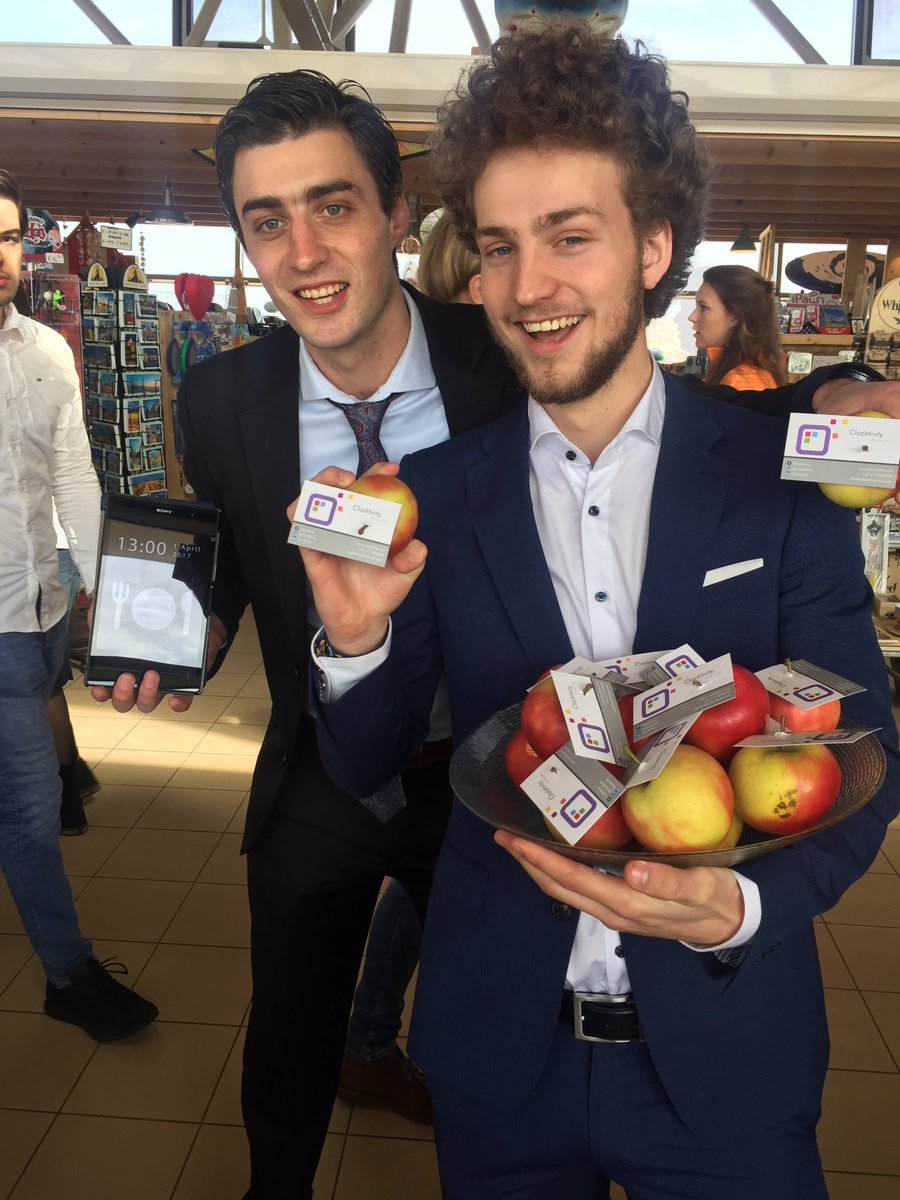 Clocktivity's tweet photo. "An Apple a day keeps the doctor away" @Jong_Ondernemen @OnzePier https://t.co/tsQoyyVQNS