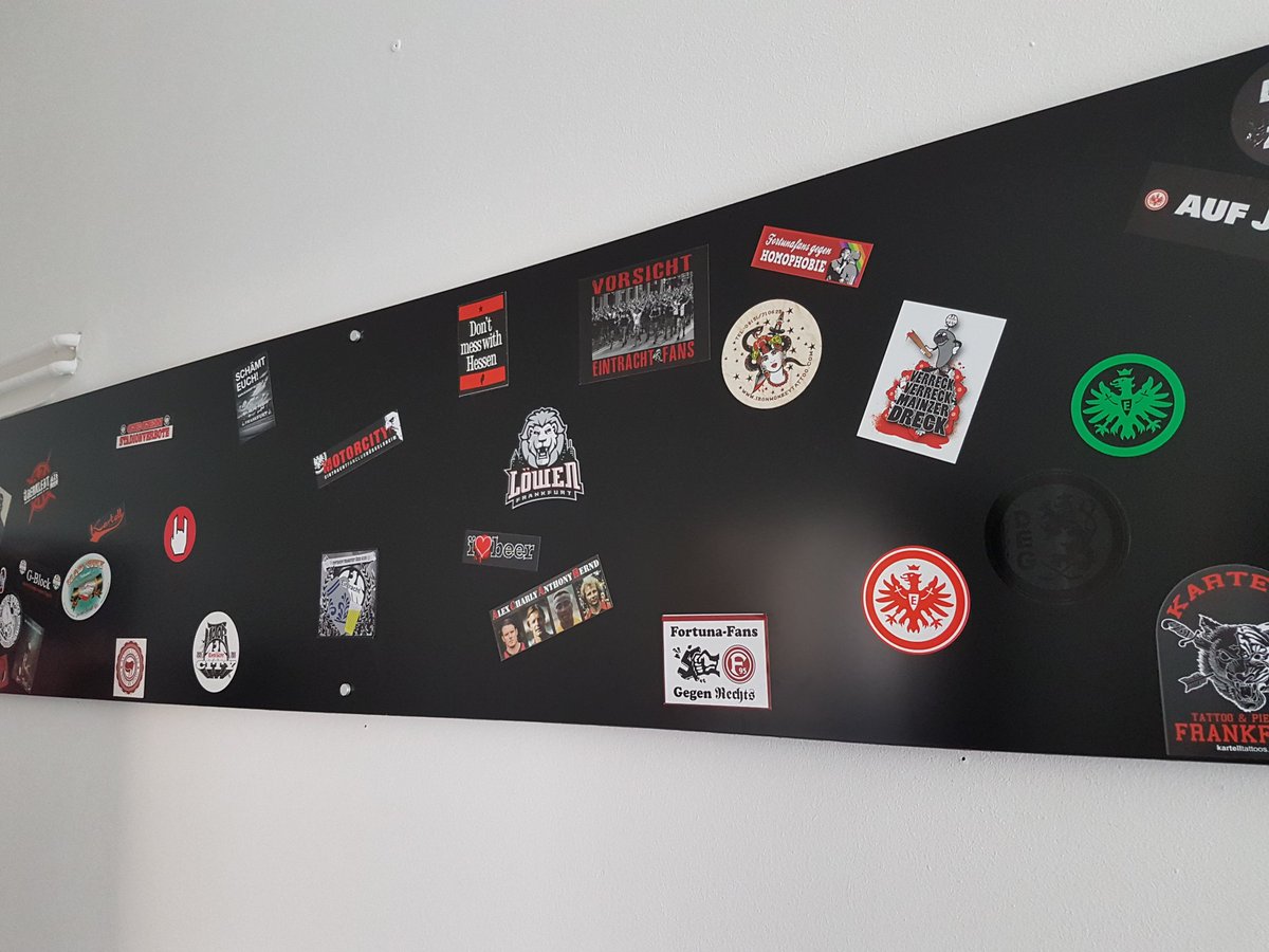 Medienfreundin's tweet photo. Dum di dum... 😊 #F95 #F95FgH #SGE #Klebschaft https://t.co/gRtAzQ9ifD