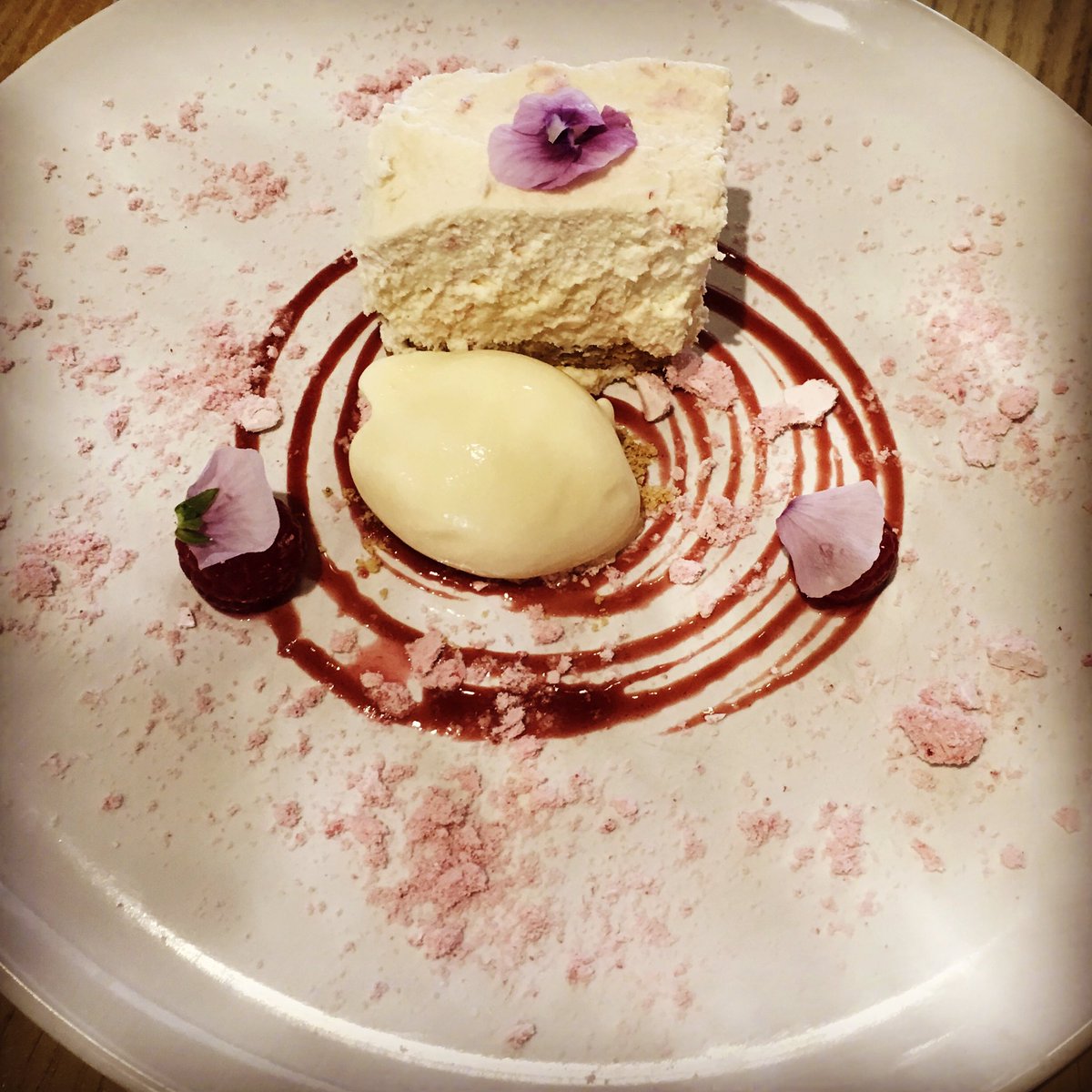 Drayton Gate tweet media