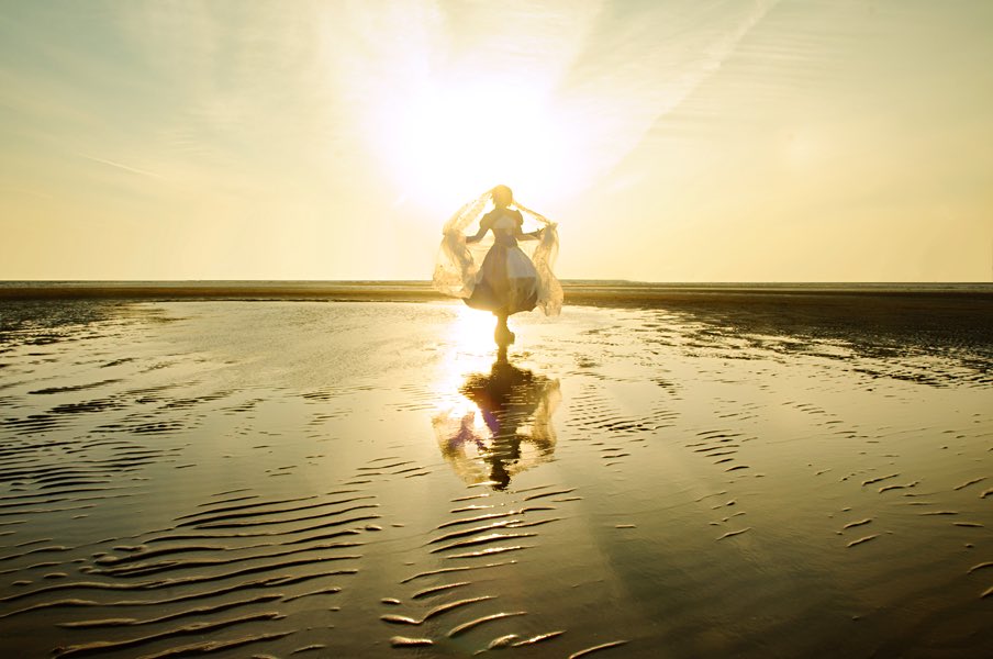 【 Fate/stay night 】

 それは、ひとりの少女の 見果てぬ夢.

セイバー／アルトリア・ペンドラゴン：
ゆいち @yu1_co 

Photo：ある