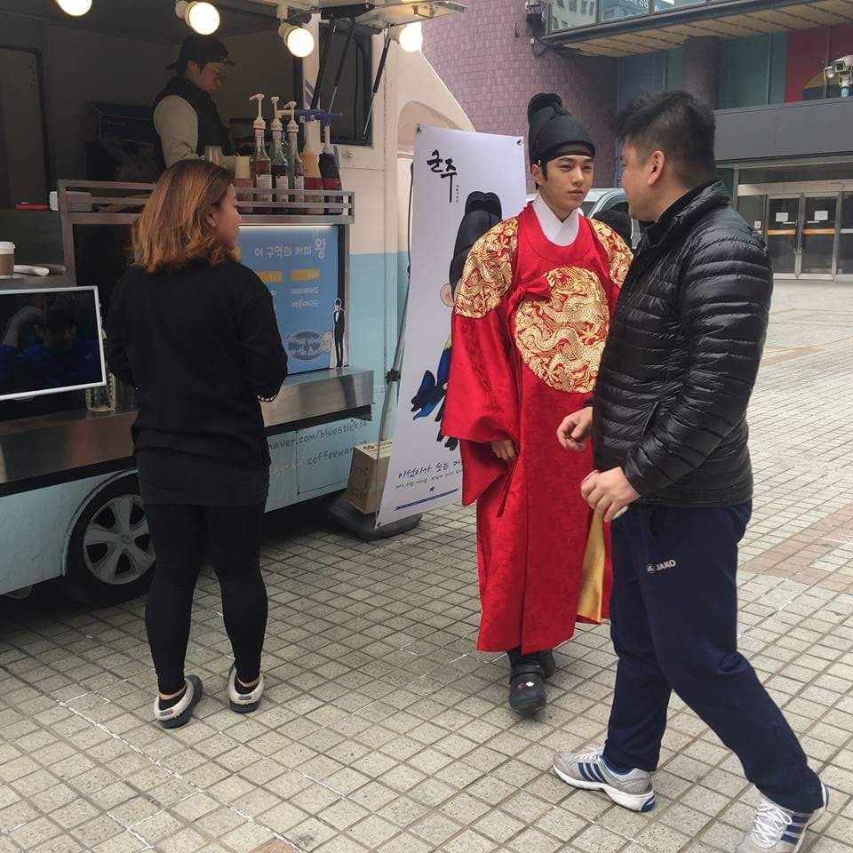 C8U3yqAXsAMwpbW.jpg:large