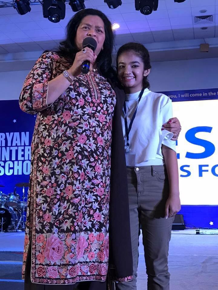 anushkasen_04's tweet photo. With Respected Grace Pinto Madam ♥️♥️Enjoying a lot 💕💕🦋🦋@Ryan Pinto @Ryan International school, Kandival 💕💕 https://t.co/f6J3uxXW47