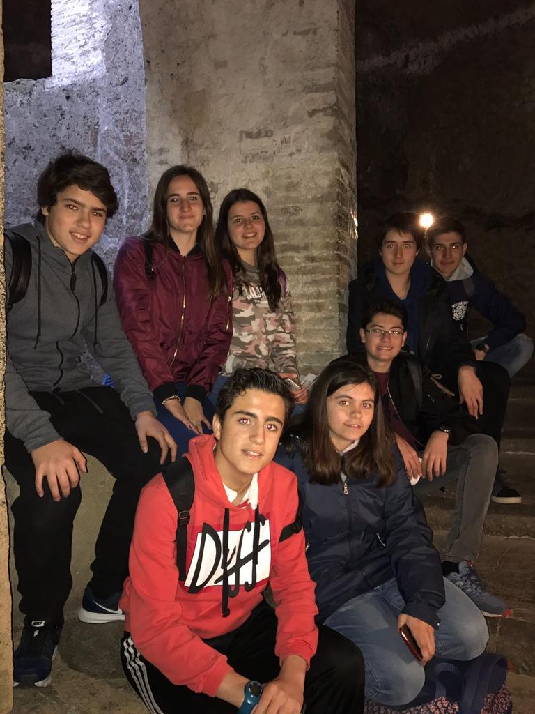 ishtarsan's tweet photo. @IESChN_Europeo hoy hemos disfrutado de Orvieto y civita de Bagnoregio. #intercambioitalia @IESChN https://t.co/TdrgJ5MJ0H