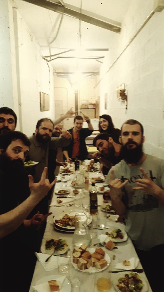 Atzo #azpeiti ko #orkatz en, gustora! Eskerrik asko!Gaur/tonight:Last show!#fiestoner!#Helldorado #Gasteiz22:00