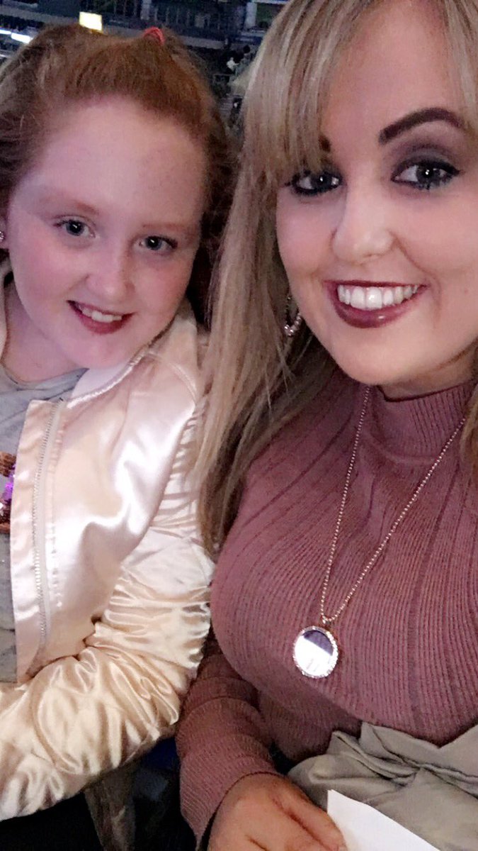 Natashaa_Brown's tweet photo. @iamNATHANCARTER was fantastic last night in the SSE Arena Belfast!π Nothing strange thereππ»Katie loved every minute of itπ#rollonnexttime https://t.co/9Hgx1Ysx7E