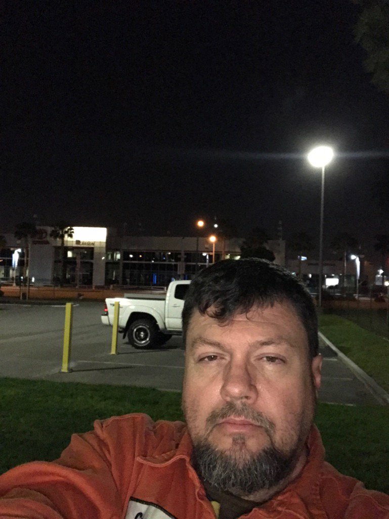 GrantSWorkman's tweet photo. Working when I'm not #vampireline working, #vampireAndrew, @TABELL1648 @mworkman48 @Tri_Booking @bodyguardstar https://t.co/oegOy5v8mD