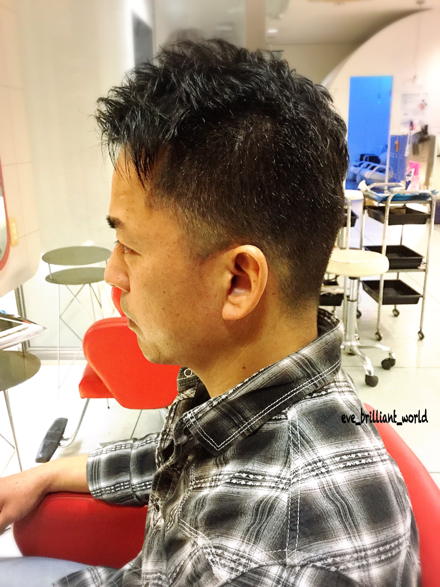 Eve Hair Works メンズカット カット メンズ メンズカット 大人 ワイルド ダンディ イケメン カッコイイ ヘアカタログ アップバング 斜めバング 刈り上げ グラデーション 美容室 舞鶴美容室 京都 イヴヴリリアントワールド イブ イブ