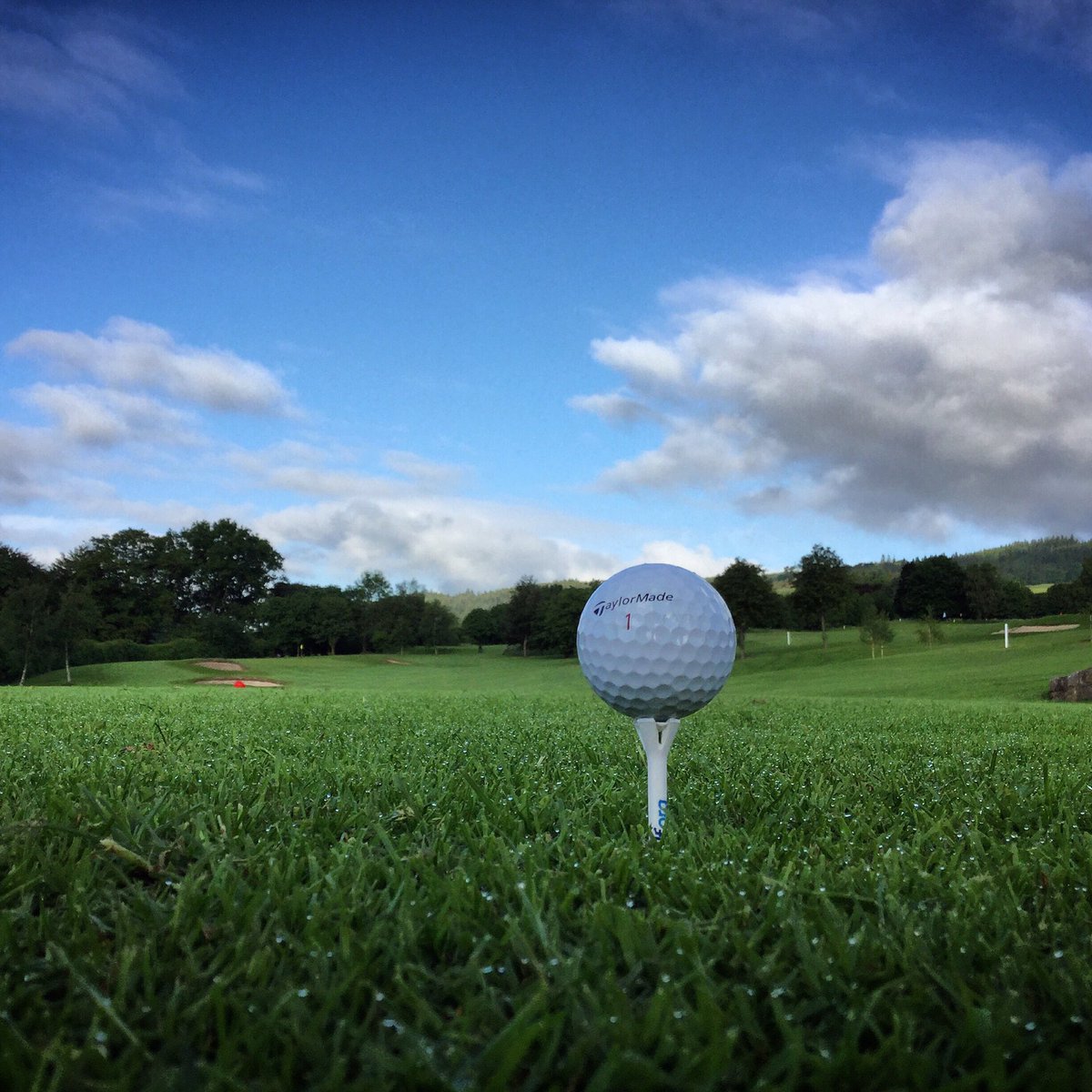 It's the first day of the golf season for many clubs across Scotland! Wherever you are teeing it up enjoy your golf and have some fun ⛳️