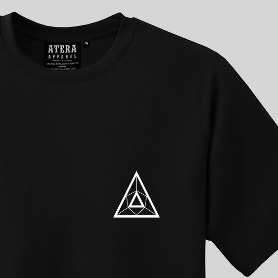 AteraApparel's tweet photo. PYRAMIS TEE // https://t.co/Idz8JYKlgU #logotee #blacktee #black #tshirt #independentclothing #streetwear #alternativeclothing #graphictee https://t.co/h6serstRDh