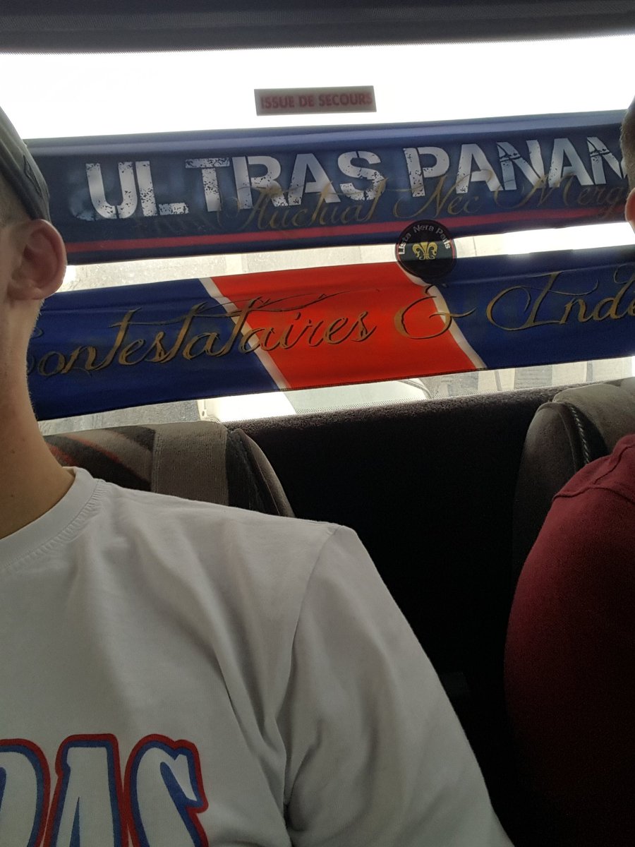 satks94's tweet photo. C'est parti!
@JM_Aulas on arrive retourner ton stade!
#psgasm 
#lnp
#cup
#lyonontour https://t.co/cS0iy7dKue
