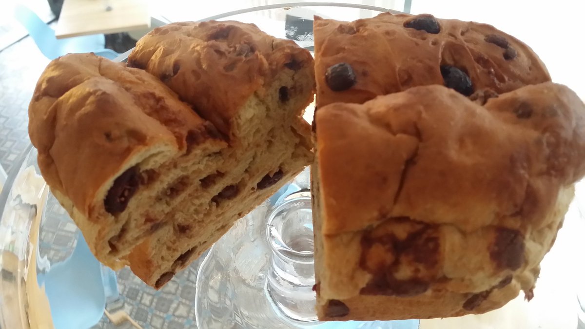 Vers broodje, heel vers met cranberry en cacao enzo... !!! #Nijmegen