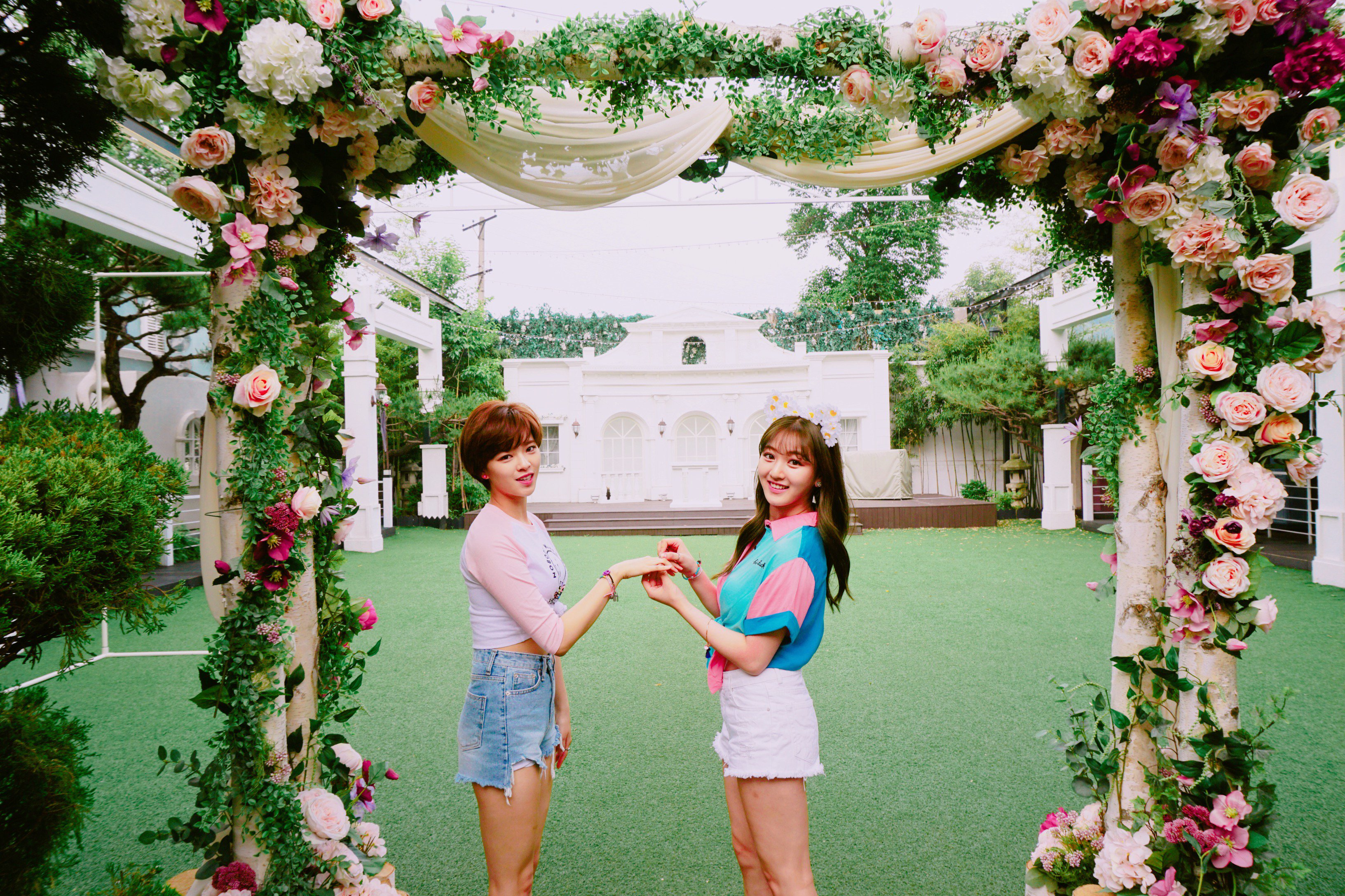 C8UTgwRVwAEyRmb.jpg:orig