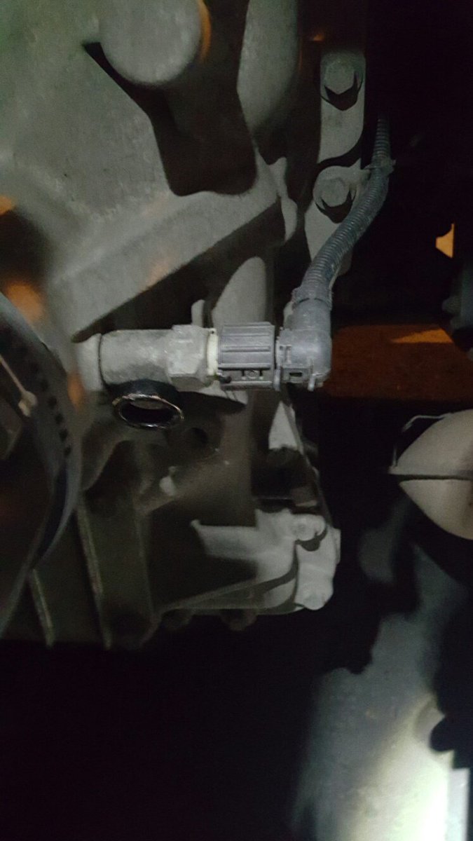 GardaTraffic's tweet photo. Commercial Vehicle United stopped 2 trucks both using magnets to interfere with tachograph. Drivers arrested &amp; charged. https://t.co/MREyshj7Rp