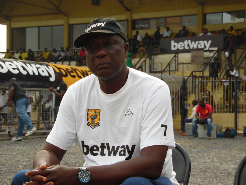 SaddickAdams's tweet photo. "Ghanaian referees can render a coach hypertensive, homeless, jobless, lifeless and Wifeless"
Bashiru Hayford, August 2015 #Bashquotes https://t.co/itTffdy4Ix