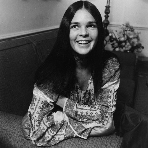 Happy birthday, Ali MacGraw. 
