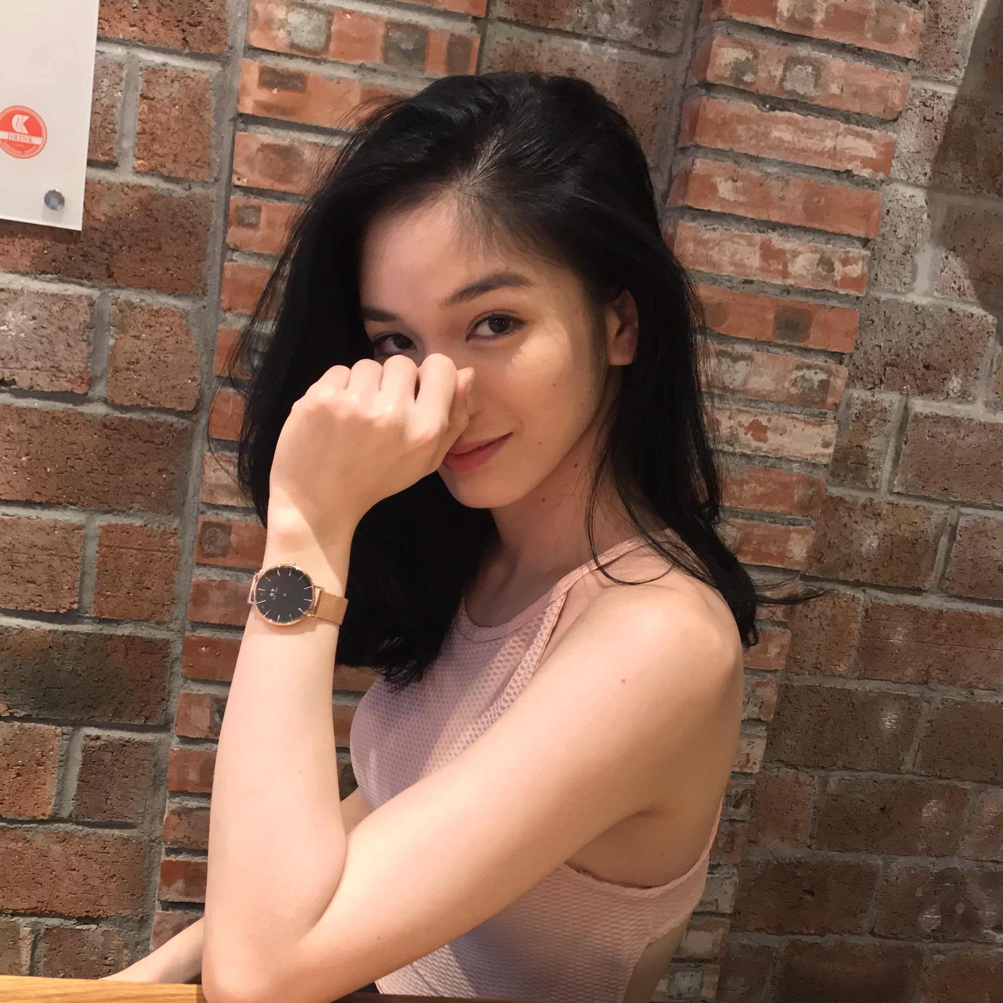Sommerhus tavle spyd The girl named Kevin. on Twitter: "Im so inlove with my new @ danielwellington, were worn by Kendall Jenner! Get yours too 15%discount by  using 17BALOT https://t.co/ZYQ9k6bm0m https://t.co/mIGwls1dtZ" / Twitter