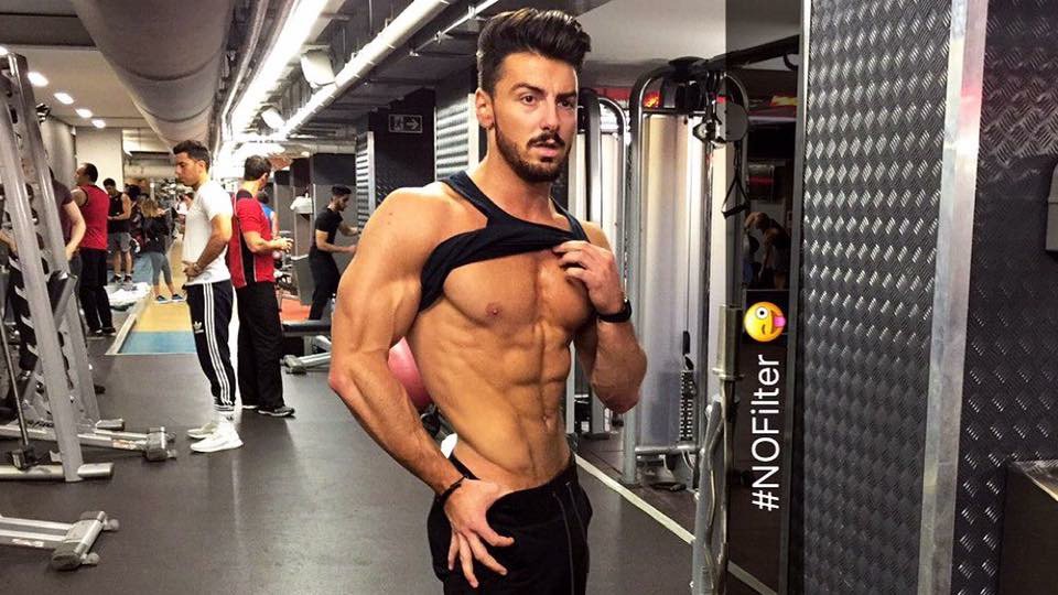 RowanRow's tweet photo. For everybody (ladies/gentlemens) who wants to train and need a personalized diet or gym schedule can PM me 
#fitness #MuscleInspiration https://t.co/WeiGMmjnpV