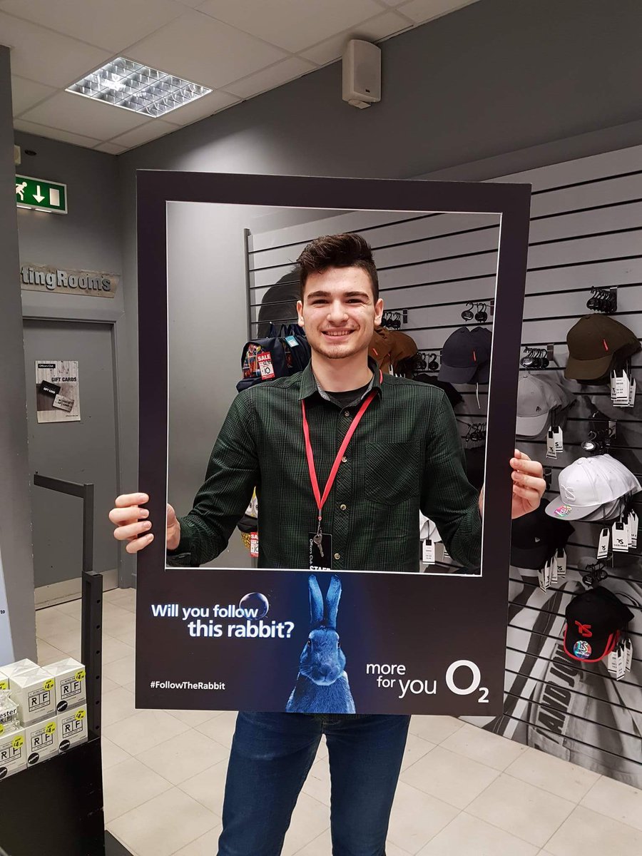 guruboston2's tweet image. #followtherabbit #o2 #o2boston #celfone