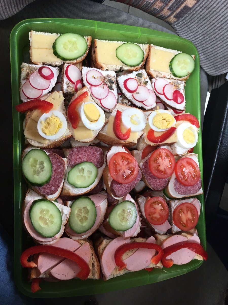 70 gadu jubileja nosvinēta, bet viss turpinās! Šodien braucam ciemos uz Priekuļiem. Paldies <a href="/arnekade/">Maija</a>  par kalnu ar maizītēm!