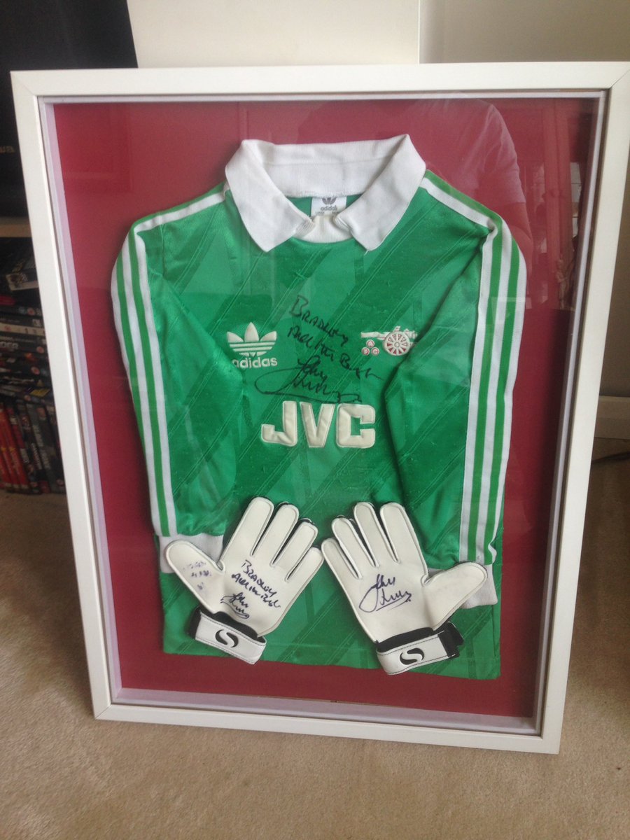 lancasterb's tweet image. My John lukic jersey from when I was 7 has been signed and framed up. #arsenal #vintagearsenal #johnlukic