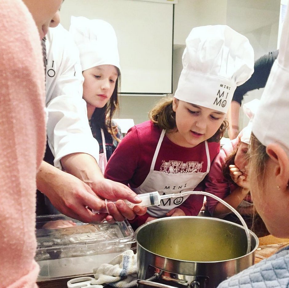 mimo_food's tweet photo. Talleres con niños próximamente en #ClubMimo 👯
¿Quieres enterarte primero? Apúntate a nuestro newsletter: https://t.co/sazhmsi5y3 https://t.co/tyBlB3vh4S