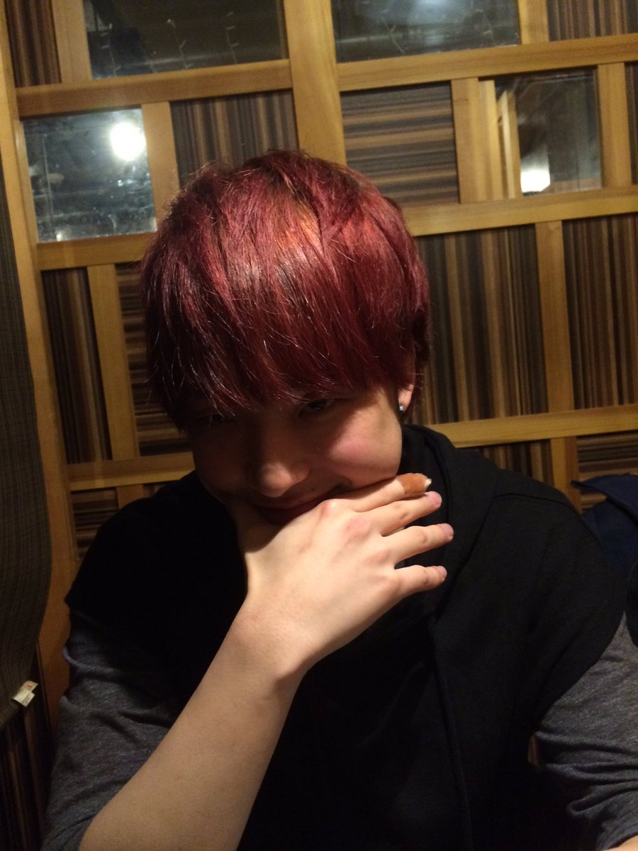 S h o t a. tweet media