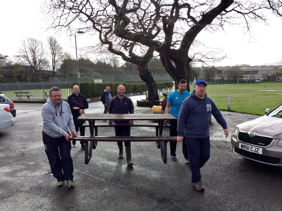 DafenWelfareCC's tweet photo. @NatWest_Cricket #CricketForce in full flow at Dafen. #NWCF2017 💪 https://t.co/mxATsr4sSJ