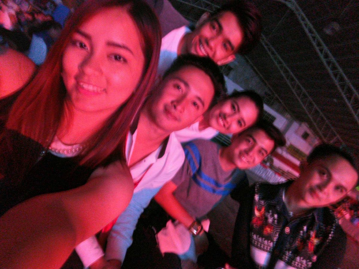 mretcoyy's tweet photo. Last night! #CCSWEEK https://t.co/n8sSFyXtkw