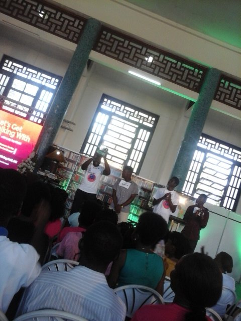 official_afeke's tweet photo. Freee gifts oooo.

#LGTWJ
#LadyJoiSpeaks https://t.co/CdQRdIb0HB