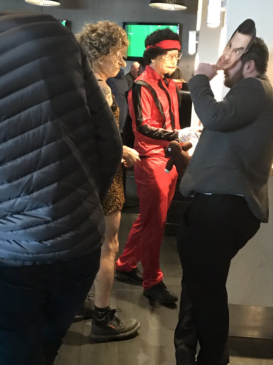 jerxzj's tweet photo. Spotted in Shark, Michael Jackson and Scary Spice #propabo https://t.co/8svTjNHnOA