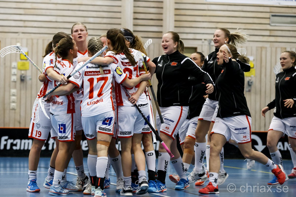 Jönköping vann med tvåsiffrigt och är klara för SSL #innebandy #floorball