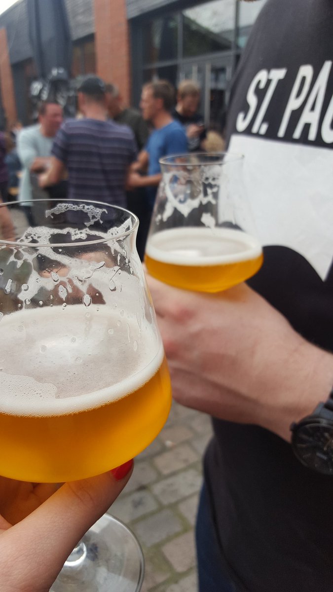 Matrosenschluck!!! #craftbeerdays #bestesbier <a href="/ratsherrn/">Ratsherrn Brauerei</a> <a href="/tJ___________/">t3stJ</a>