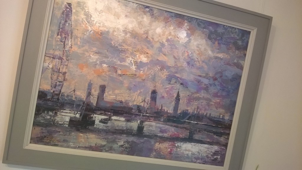 SevenoaksMayor's tweet photo. Enjoyed seeing @nickhebditch1 art @malcolmportico #Riverhead. #Sevenoaks #SevenoaksGrowth https://t.co/fZAG5Icu5z