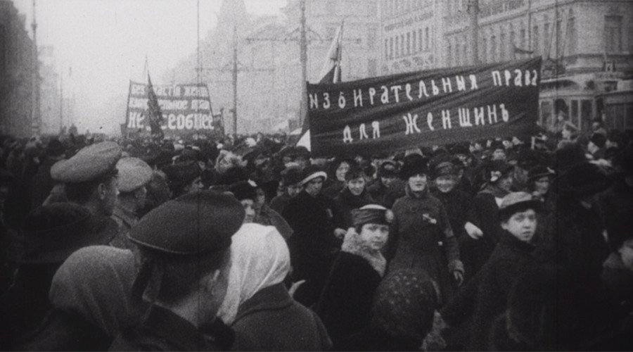 демонстрация женских. 1917 революция февральская женская. февральская революция 1917 демонстрация. демонстрация женских. демонстрация женских.