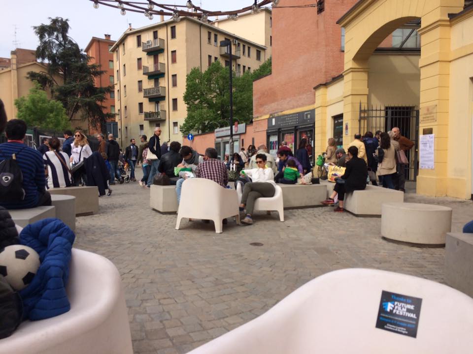 FutureFilmFest's tweet photo. Anche il Future Film Festival è all'inaugurazione del #MercatoRitrovato! Aspettando il FFF 2-7 maggio 2017 #characterwow #FFF2017 https://t.co/lyni4eWlXt