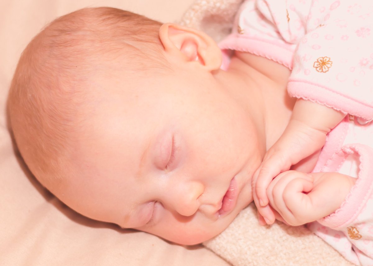 jwpfamilies's tweet photo. My #beautifulniece at #2months. #Iona is a #preciousbaby, and I'm going to enjoy watching her grow up.
#JWP2017
#JWPBabies
#prettinpink https://t.co/v3pznYRL4k