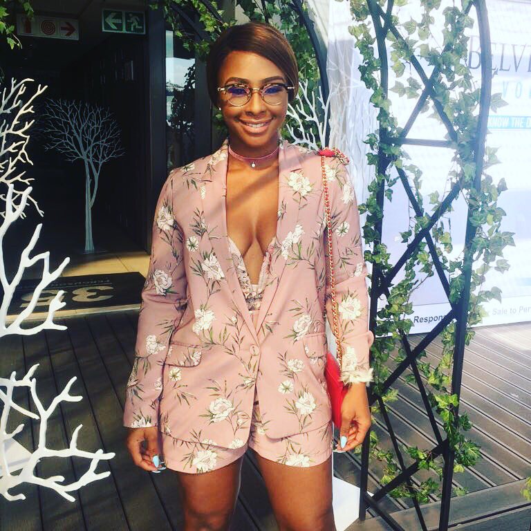 VIVIDEARTH_5D's tweet photo. Saturday made....@Boity you look stunning! #BelvedereGardenParty #BelvedereSA @belvederevodka https://t.co/gPp2D53BEJ