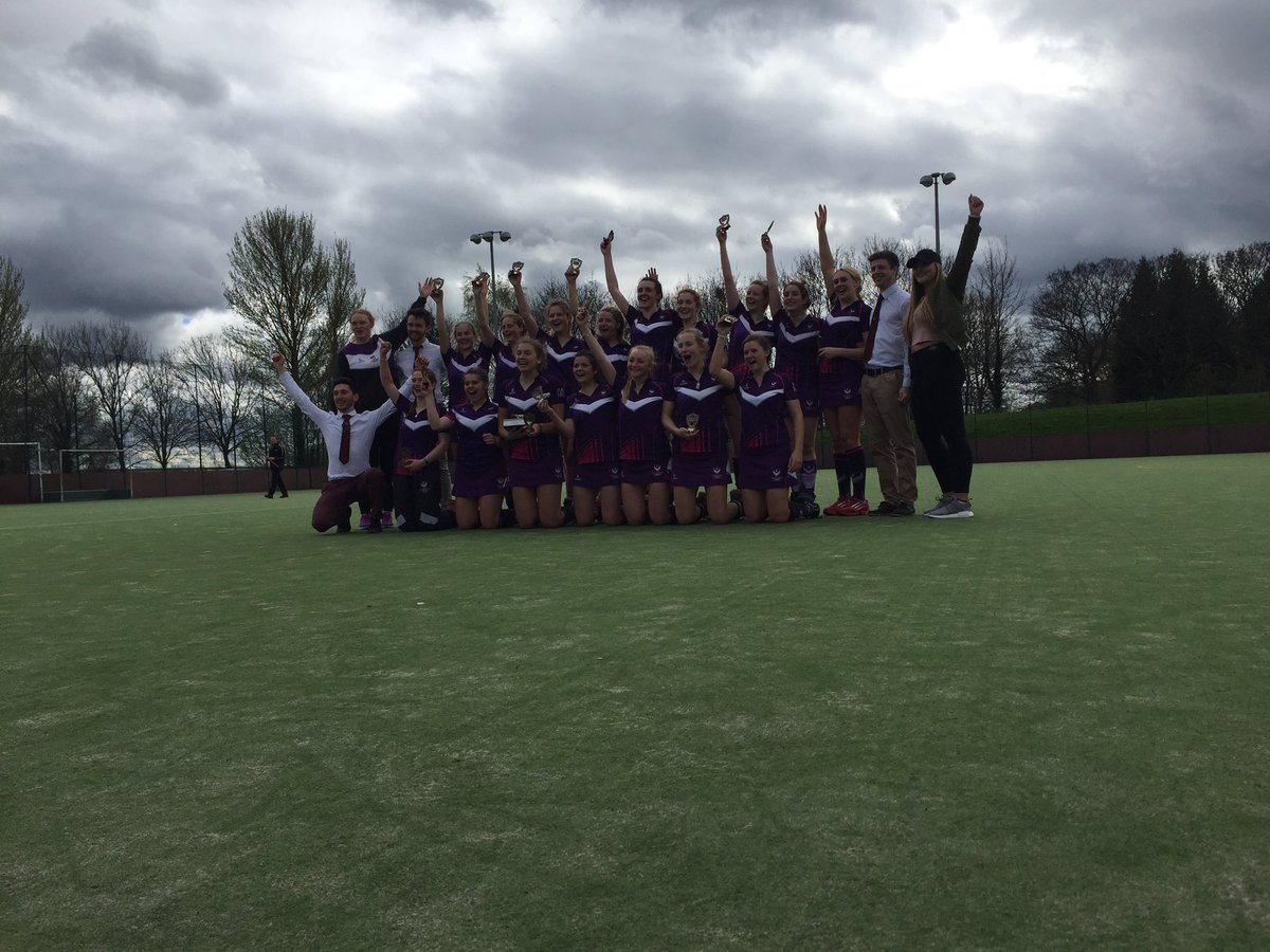 lswhc_'s tweet photo. The QUADRUPLE winning team! #bucscup #bucsleague #satleague #satcup https://t.co/ZebfkkAQro