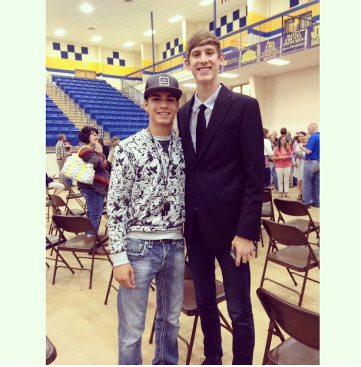antmartinez13's tweet photo. Happy birthday @ConleyLedoux 😁 #DEEEEE https://t.co/jKbpt6w9yc