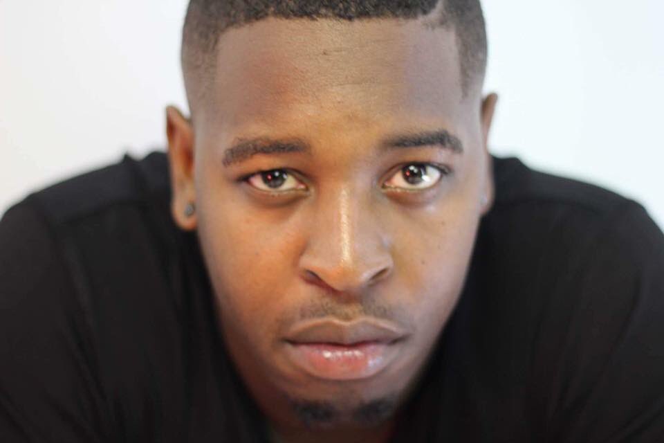 remixlive's tweet photo. Any artist need head shots for epk or bio or artwork ? Hit us up 888-852-0296 photo shoots start @ $40 #ReMixliveStudio https://t.co/8rmO8R91Uc