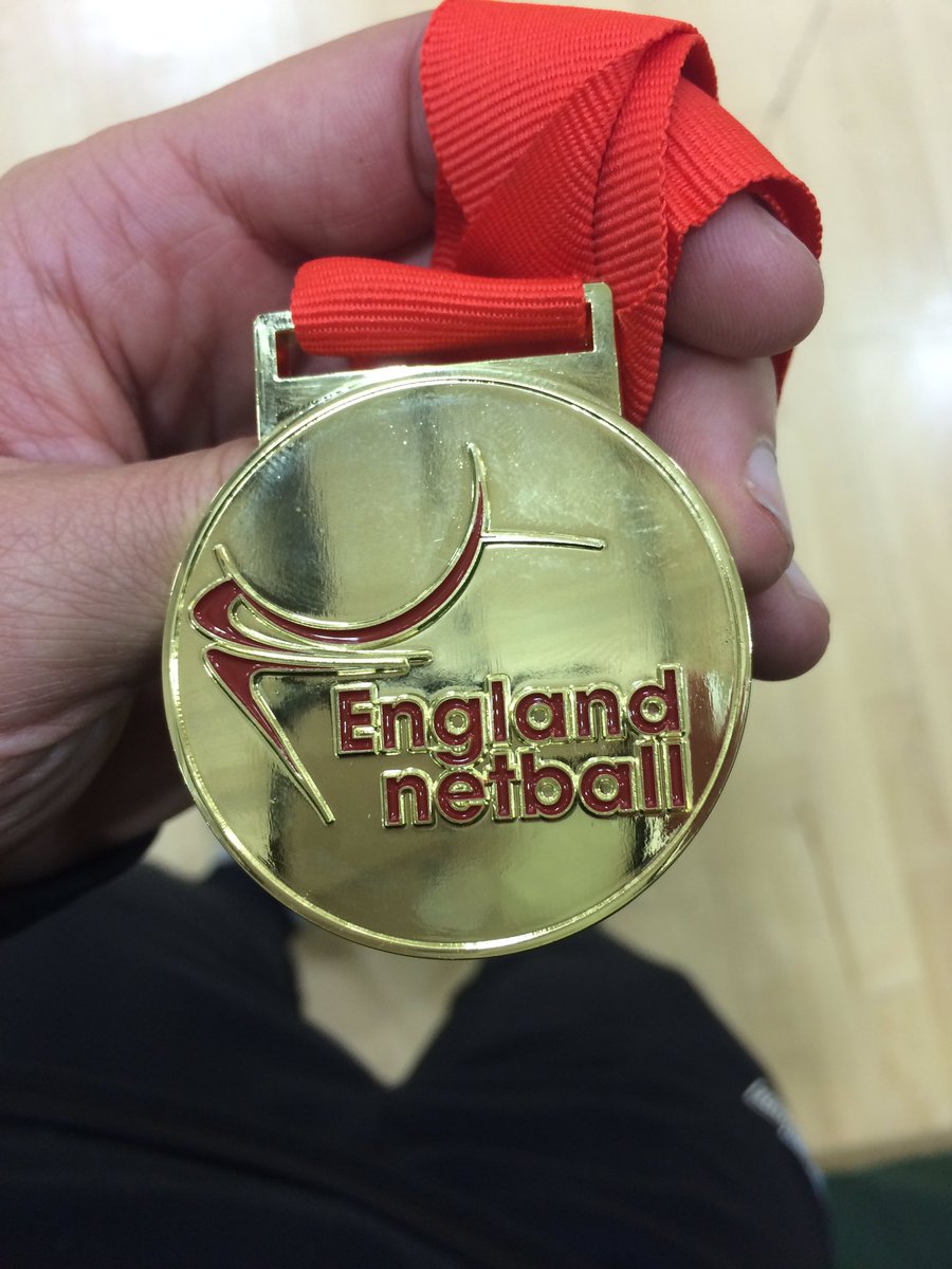 Tallisahaynes's tweet photo. On top of the world #Winners 🏆💙🏆 @SurreyStormNPL @England_Netball https://t.co/L8ZICH698j