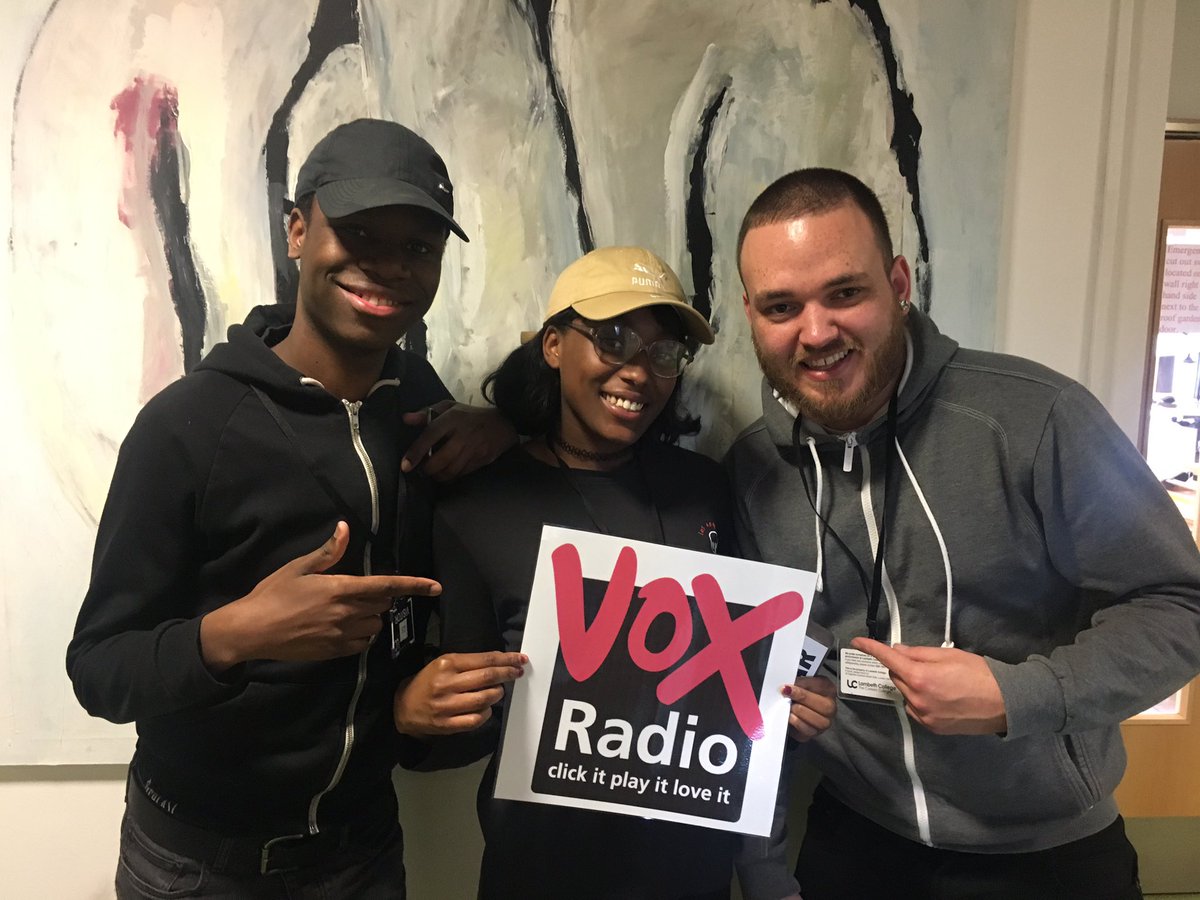 Poetic_Unity's tweet photo. Thank you to @voxradiolambeth for interviewing some of our team you can listen bk via https://t.co/teDvcp82t6 #PoeticUnityRadioTour #Date18 https://t.co/5xFTwWb38N