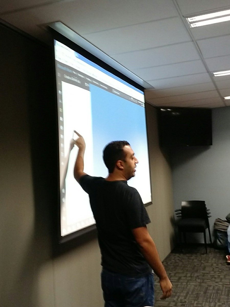 jrobertofaraujo's tweet image. @igorabade está falando sobre #devtestlabs no #devopsbr17